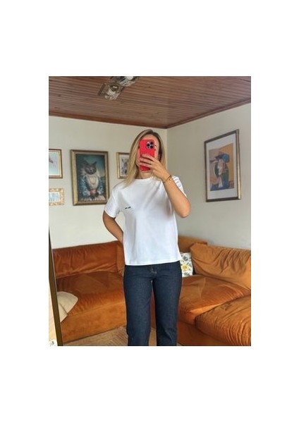 Beyaz Tişört