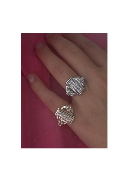 Özel Seri Taşlı Yüzük