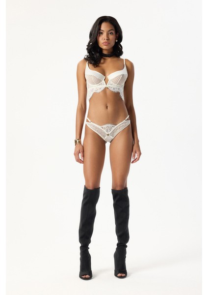 Calla Lily Beyaz Dantelli Korseli Sütyen modelleri