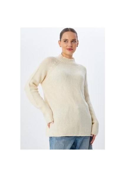 6849 Kadın Dikişsiz Dik Yaka Triko Kazak Naturel modelleri