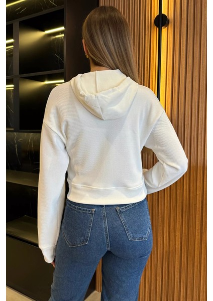 Fermuarlı Kapüşonlu Kendinden Desenli Crop Top Sweatshirt