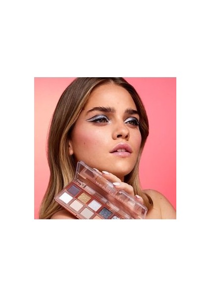 The Smokey Icon Bronze Eyeshadow Palette - Göz Far Paleti Mat Simli Krem