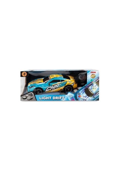 1/16 Işıklı Şarjlı Drift Yapabilen Tekerleği Değiştirilen Kumandalı Araba