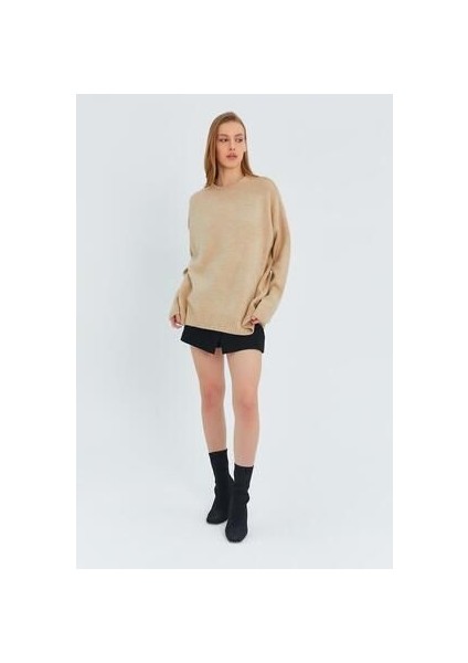 6913 Kadın Salaş Yumuşak Dokulu Oversize Triko Kazak Bej fiyatları