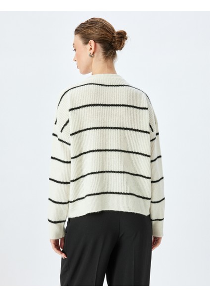 Yumuşak Dokulu Uzun Kollu Bisiklet Yaka Örme Kazak fırsatları