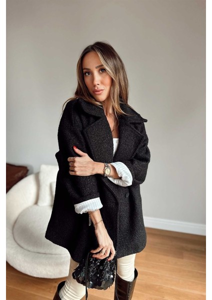 Oversize Tek Düğmeli Peluş Desenli Kısa Kaban fırsatları