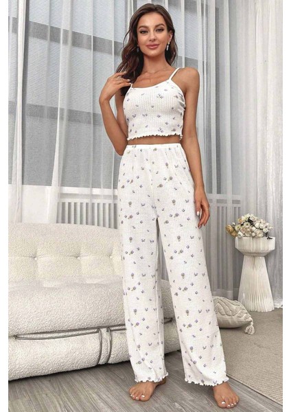 Kadın Çiçekli Baskılı Askılı Pijama Takımı 2 Parça Türkiye Üretimi Rahat ve Şık modelleri