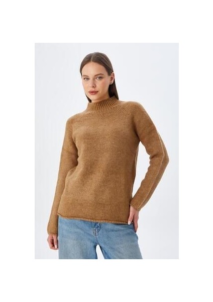 6849 Kadın Dikişsiz Dik Yaka Triko Kazak Camel indirimleri