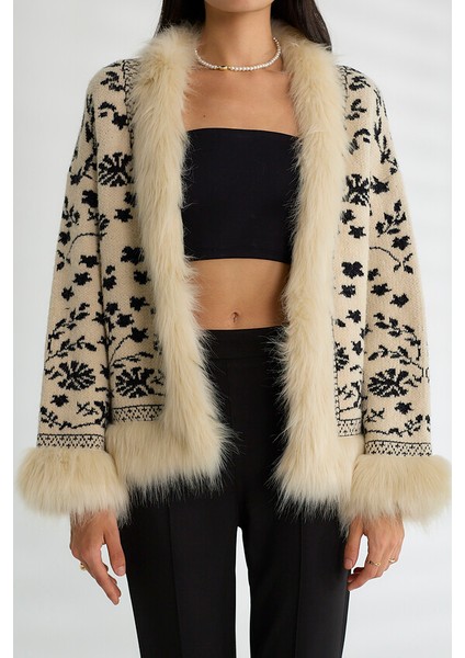 Taş Kürk Detaylı Hırka fiyatları