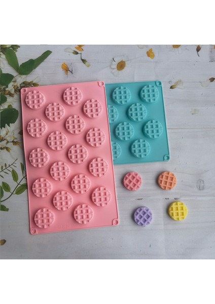 Pembe Tarzı 18 Kaviteler Kek Kalıbı Pasta Dekorasyon Waffle Pişirme Tepsisi Muffin Silikon Kalıp Tatlı Jöle Puding Sabun Mutfak Pişirme Aracı (Yurt Dışından) fırsatları