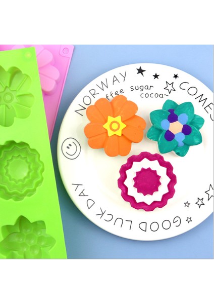 No.4 Stili Kek Mus Kalıp Gül Çiçek Krizantem Silikon Fırın Tepsisi Buz Küpü Tepsi Çikolata Şeker Jöle Buz Küpü Muffin El Yapımı Sabun (Yurt Dışından) indirimleri