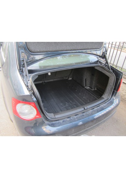 Volkswagen Jetta Sedan Bagaj Havuzu 2005-2010 Arası