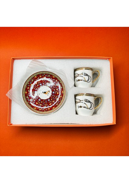 No.11 Tarzı At Porselen Kahve Fincanı ve Tabağı Kemik Çini Kahve Kupası Üst Sınıf Anahat Altın Çay Bardağı ve Tabağı Seti (Yurt Dışından)