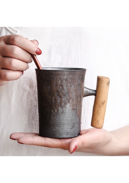 Turuncu Tarzı Yaratıcı Retro Ahşap Saplı Kaşıklı Kupa Ev Seramik Çay Bardağı El Yapımı Kumtaşın Ofis Kahve Fincanı Japon Tarzı (Yurt Dışından) modelleri