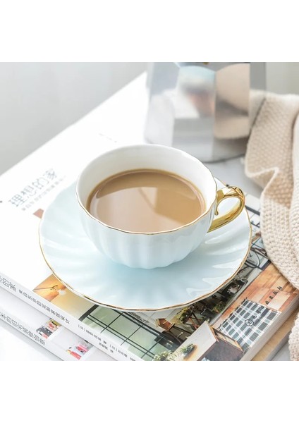 Stil1 Stil Pembe Şirin Yaratıcı Porselen Fincan ve Tabağı Seramik Sade Çay Takımları Modern Tasarım Kahve Fincanları Tazas Para Cafe (Yurt Dışından)