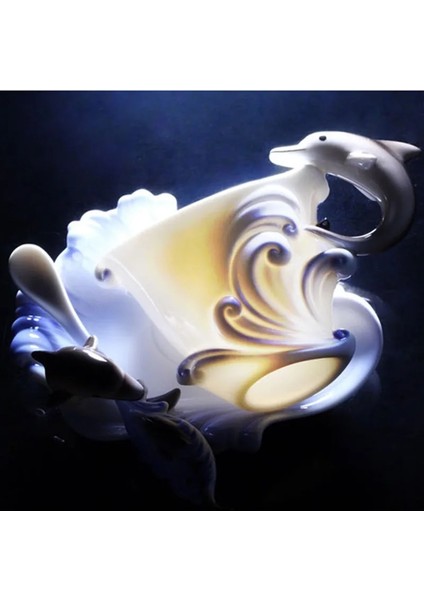 Pembe Tarzı 150ML Yunus Fincan Tabağı Kaşık Seti 3D Yaratıcı Seramik Kahve Çay Kupaları Sıcak Kahvaltı Su Şişesi Noel Brithaday Hediyesi (Yurt Dışından) fiyatları