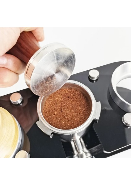 Xin Dış Müdahale 58MM Stili Cafe Portafilter Standı Kahve Filtresi Dış Müdahale Tutacağı Espresso Distribütörü Mat Taban Rafı Barista Araçları Aksesuarları (Yurt Dışından) modelleri