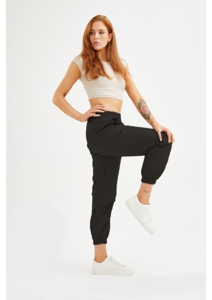 Kadın Deri Içi Velvet Kadife Jogger Siyah Pantolon modelleri