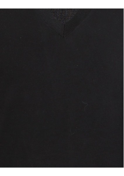 Siyah V Yaka Triko Kazak modelleri