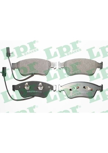 05P1772 Ön Fren Balatası Fişli Audi A8 Quattro 3.7 4.2 03- 4E0698151