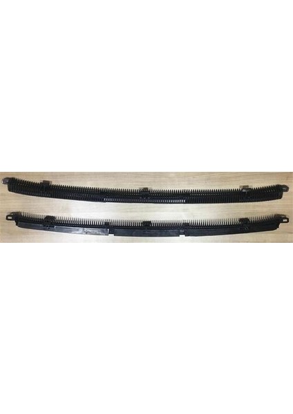 7702256208 Ön Cam Izgarası Renault 12 Toros 7702256208