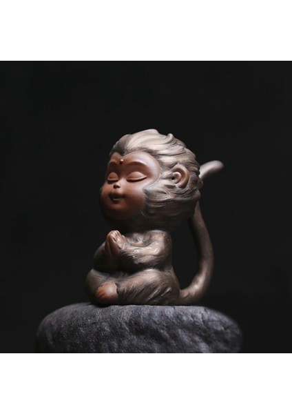 Ahşap Koltuk Stili ile Güneş Wukong Yaldızlı Çömlek Çay Pet Figürinler Çay Töreni Maymun Kral Heykeli Masa Dekorasyon Aksesuarları Zen Araba Süsleme Rahipler (Yurt Dışından) modelleri