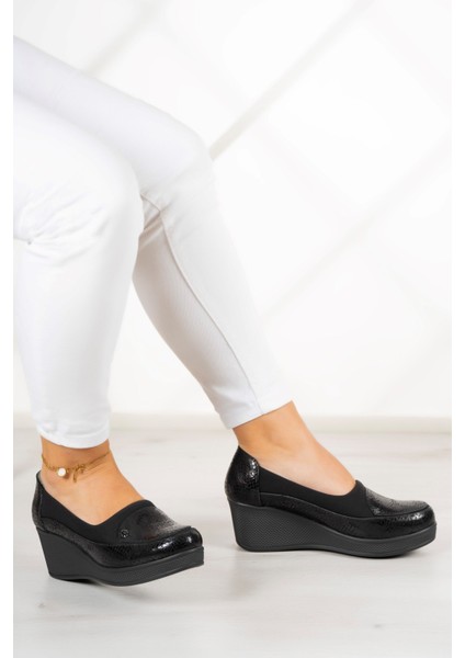 Priscilla Siyah Yılan Deri Dolgu Topuklu Streç Günlük Ayakkabı fiyatları