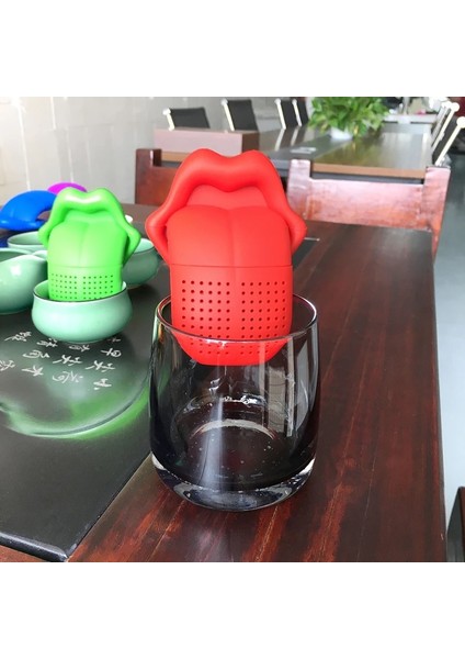Mor Tarzı 1 Adet Yaratıcı Dil Şeklinde Çay Demlik Süzgeç Silikon Çay Poşeti Yaprak Filtre Difüzör Teaware Çaydanlık Aksesuar Mutfak Gadget'ı (Yurt Dışından) fırsatları