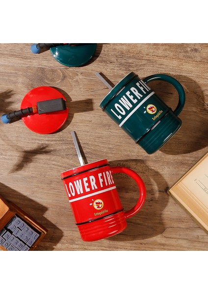 Orijinal Stil 480ML Yaratıcı Seramik Bardak Yangın Söndürücü Şekli Eğlenceli Kupa Ev Ofis Kahve Kapaklı ve Kaşıklı Kupalar Itfaiyeciler Için Mükemmel Hediye (Yurt Dışından)