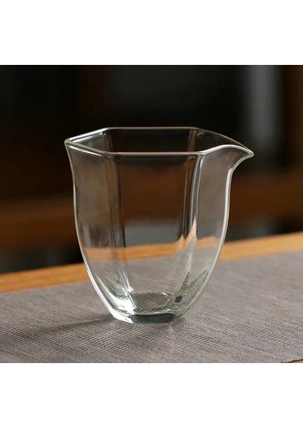 Yüksek Altıgen Kupa Stili Altıgen Cam Fuar Bardağı Kalınlaştırılmış Isıya Dayanıklı Yüksek Borosilikat Çay Seti Çay Demlik (Yurt Dışından) fırsatları