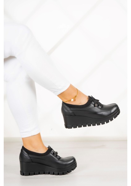 Olympia Siyah Deri Dolgu Topuklu Günlük Ayakkabı