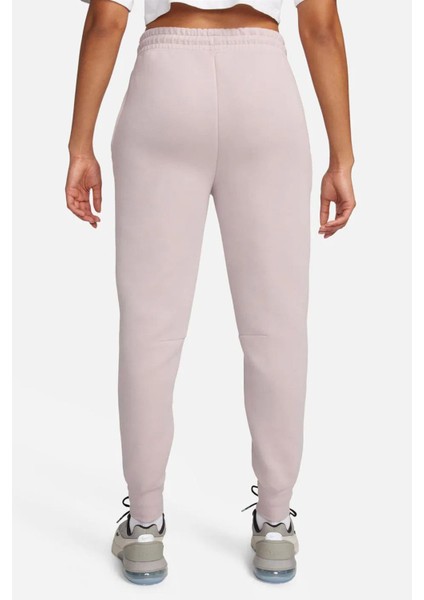 Sportswear Tech Fleece Standart Fit Mid Rise Jogger Kadın Eşofman Altı Lila fiyatları