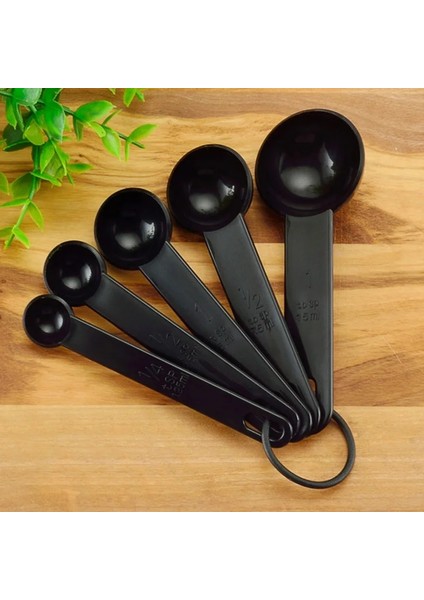 Küçük Siyah Stil Et Ölçme Kaşıkları Renkli Plastik Ölçü Kaşığı Faydalı Şekerli Kek Pişirme Kaşığı Mutfak Pişirme Ölçme Aletleri (Yurt Dışından)