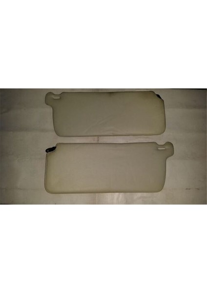 7O002 Ic Güneşlik Ford Taunus 1.6 – 2.1 79BBA04100AA