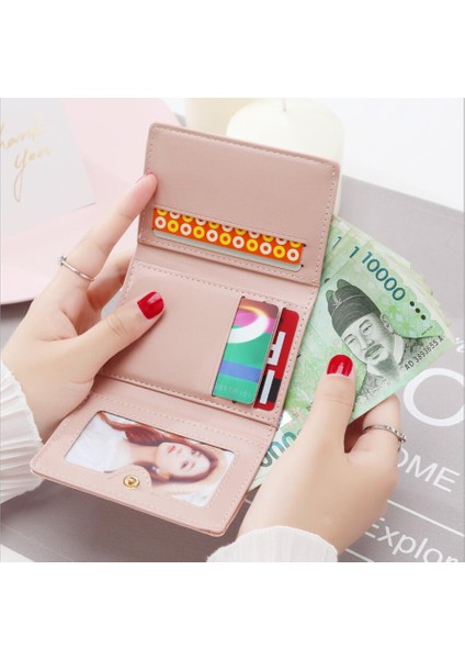 2021 Yeni Moda Kadın Cüzdan Kadın Kısa Tasarım Moda Üç Katlı Çanta Basit Sevimli Öğrenci Debriyaj Kart Tutucu Bozuk Para Cüzdanı Yurt Dışından fiyatları