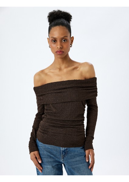 Dantel Detaylı Uzun Kollu Omzu Açık Slim Fit Tişört modelleri