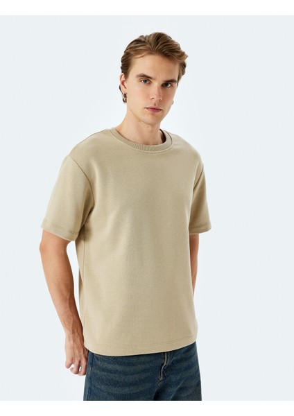 Etiket Detaylı Pamuk Karışımlı Kısa Kollu Bisiklet Yaka Tişört fiyatları