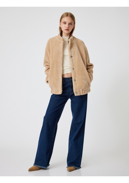 Oversize Peluş Ceket Cep Detaylı Çıtçıt Düğmeli Bomber Yaka fiyatları