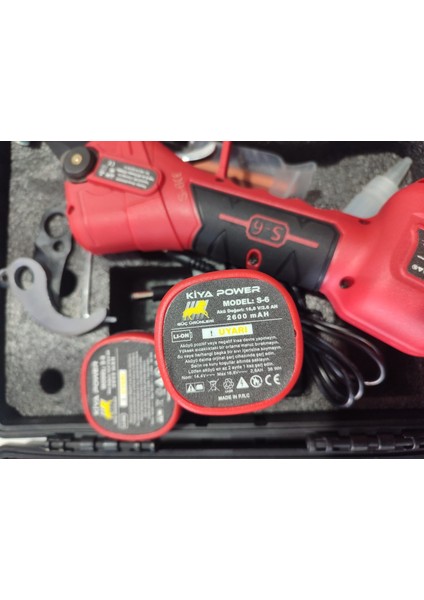 35 mm Şarjlı Budama Makası S-6 500 W - 16.8 V / 2.6 Ah indirimleri