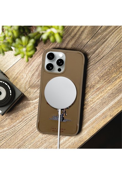 iPhone 16 Pro Uyumlu Kılıf Aubrey Magsafe İçi Süet Nakış Desenli Kapak fırsatları
