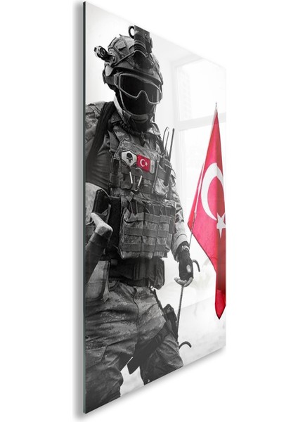 Asker - Polis Cam Tablo - Dikey Motif 02-008