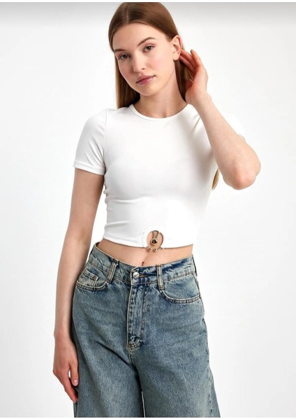 Halka Detaylı Bisiklet Yaka Crop Bluz indirimleri