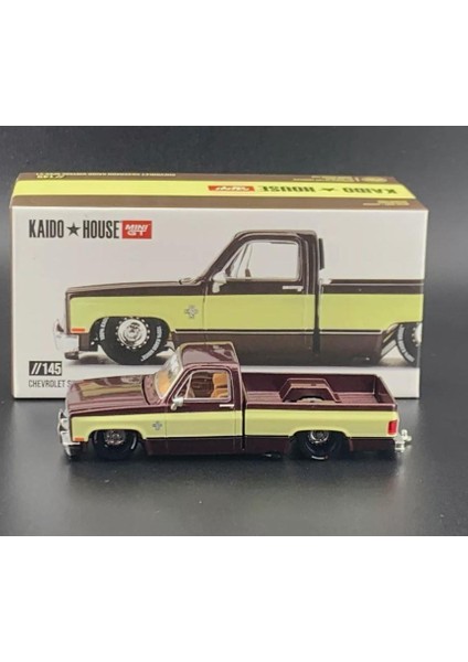 Kaido House //145 Chevrolet Silverado Kaido Vintage Spec V1 Model Araba