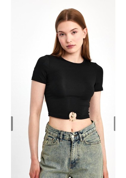 Halka Detaylı Bisiklet Yaka Crop Bluz