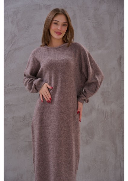 Kadın Oversize Kelebek Yumoş Dokulu Yırtmaçlı Elbise modelleri