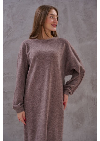 Kadın Oversize Kelebek Yumoş Dokulu Yırtmaçlı Elbise fırsatları