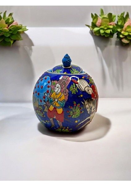 El Yapımı, Osmanlı Ihtişamıyla Göz Kamaştıran: Motifli Çini Vazo