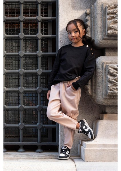 2'li Omuz Düğmeli Bel Fırfırlı Taş Gabardin Pantolon Takım