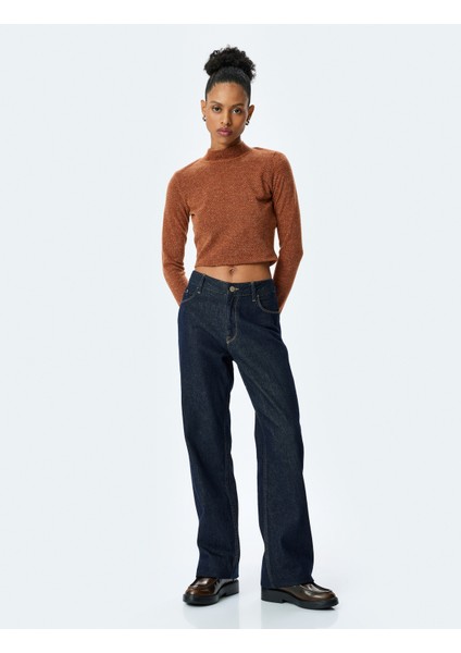 Yumuşak Dokulu Dik Yaka Uzun Kollu Crop Tişört fiyatları