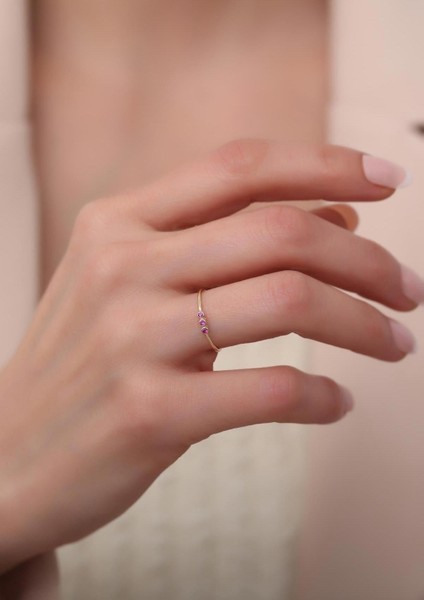 14 Ayar Altın Üç Taşlı Minimal Mor Yüzük